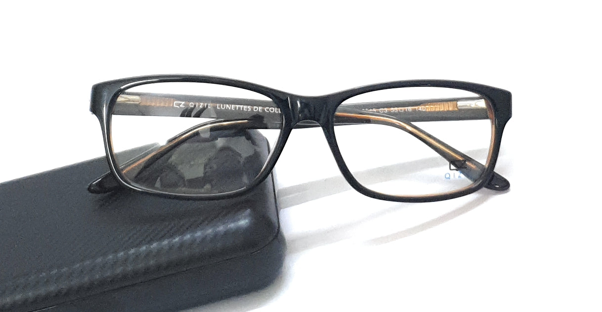 Comfortable Qizil eyeglasses