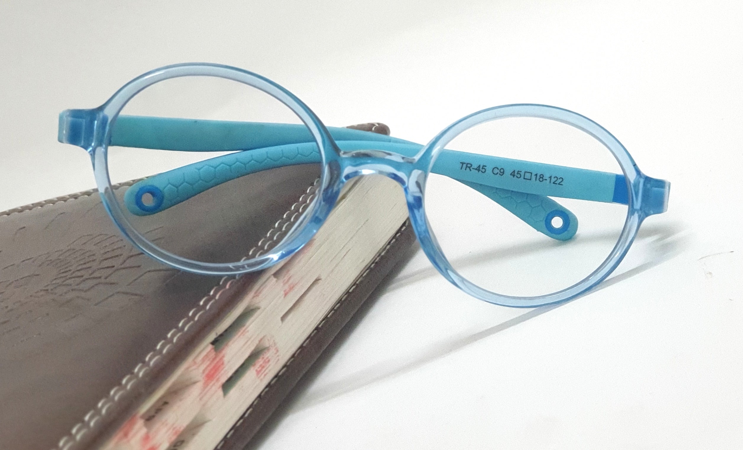 Blue light filter glasses for children