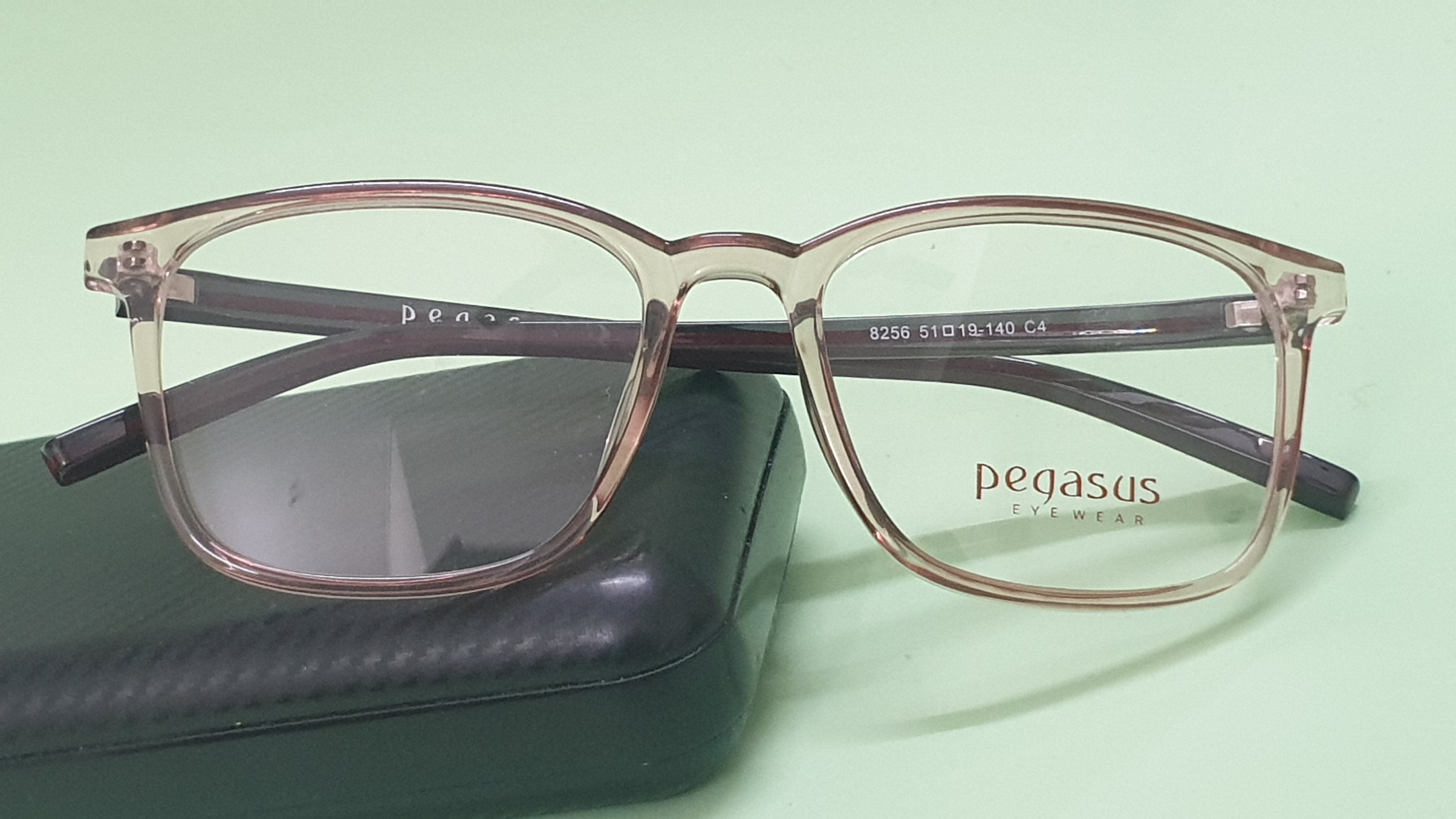 Brown transparent eyeglasses